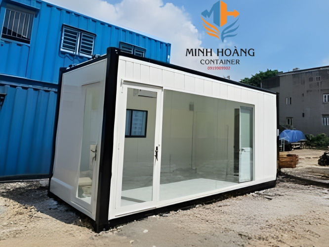 Container nhà ở 20 feet trắng viền đen khung kính từ vỏ container lạnh