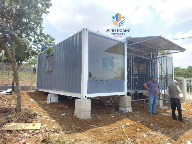 Hai văn phòng container 20 feet khung kính