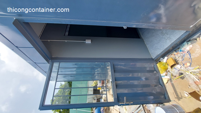 Nhà container 20 feet xám bóng có wc, điện, đèn, quạt đầy đủ tiện nghi-2